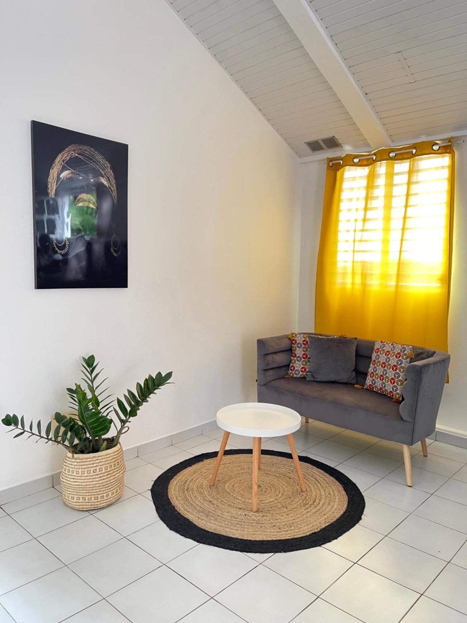 Studio Vue Rocher Du Diamant Apartment Le Marin Exterior photo